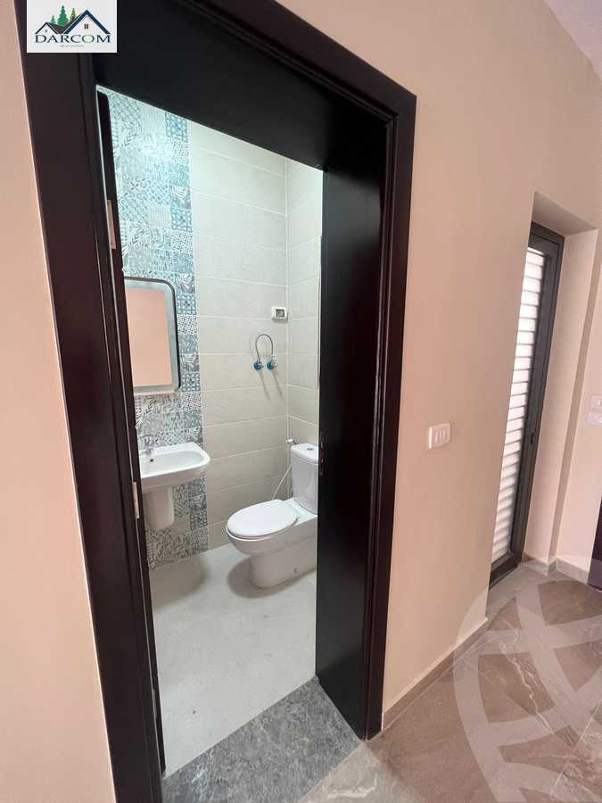 https://aqarmap.com.eg/ar/listing/4101894-for-rent-cairo-new-cairo-compounds-lake-view