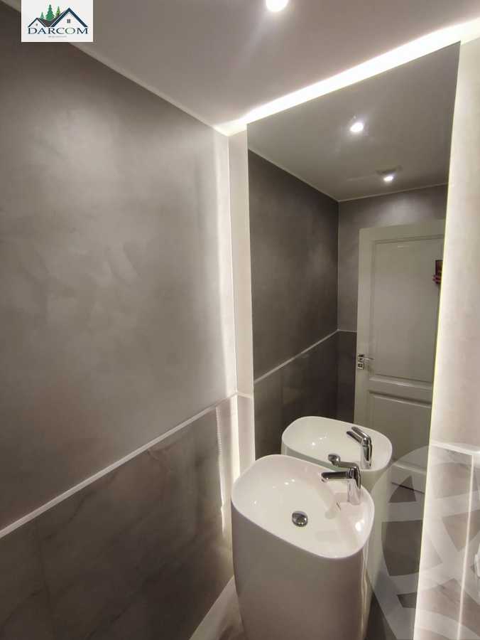 https://aqarmap.com.eg/en/listing/4123764-for-rent-cairo-new-cairo-compounds-lakeview-residence