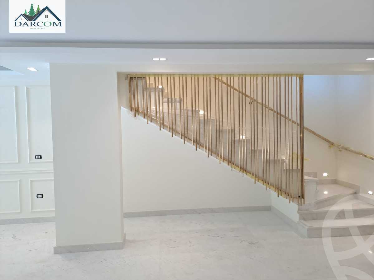 https://aqarmap.com.eg/en/listing/4127351-for-rent-cairo-new-cairo-compounds-mountain-view-hyde-park