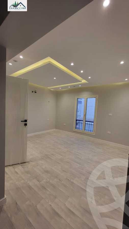 https://aqarmap.com.eg/en/listing/5010734-for-rent-cairo-new-cairo-compounds-mountain-view-hyde-park