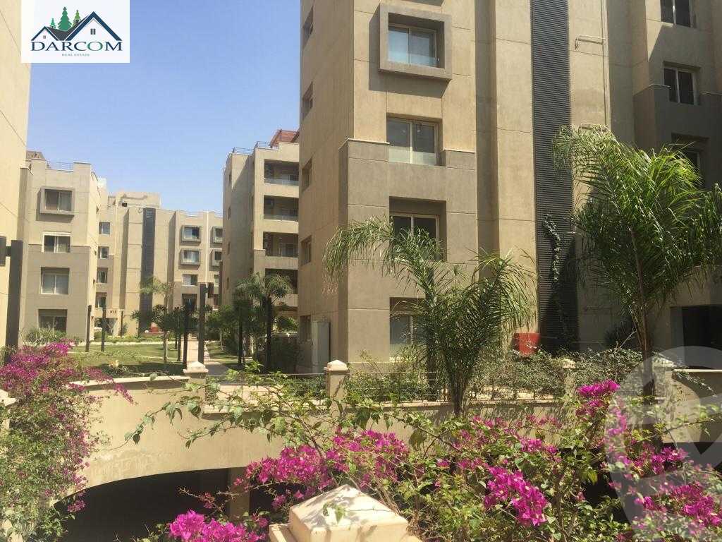 https://aqarmap.com.eg/en/listing/5056006-for-sale-cairo-new-cairo-compounds-village-gate-mall-palm-hills