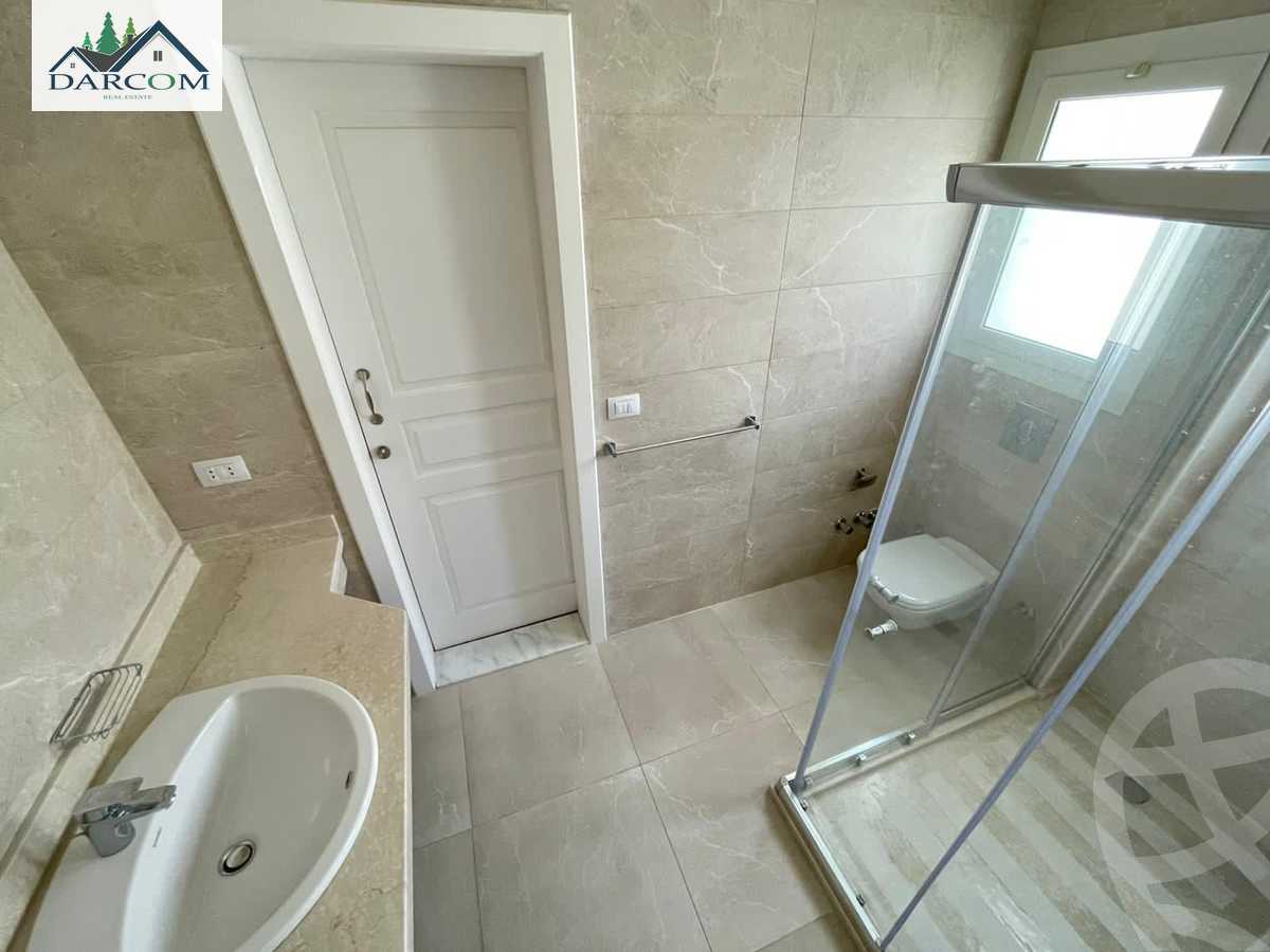 https://aqarmap.com.eg/ar/listing/5730689-for-rent-cairo-new-cairo-compounds-mountain-view-hyde-park