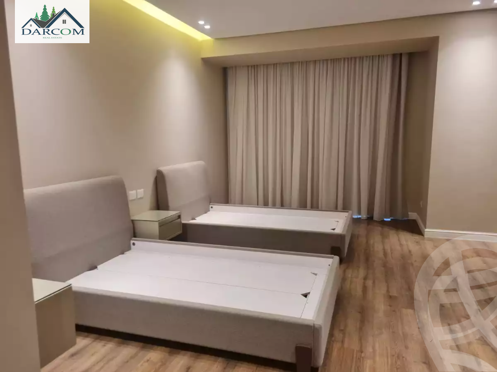 https://aqarmap.com.eg/ar/listing/5742818-for-rent-cairo-new-cairo-compounds-silver-palm