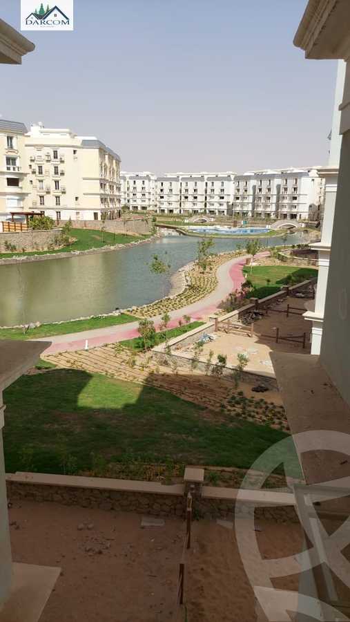 https://aqarmap.com.eg/en/listing/5865193-for-sale-cairo-new-cairo-compounds-mountain-view-hyde-park