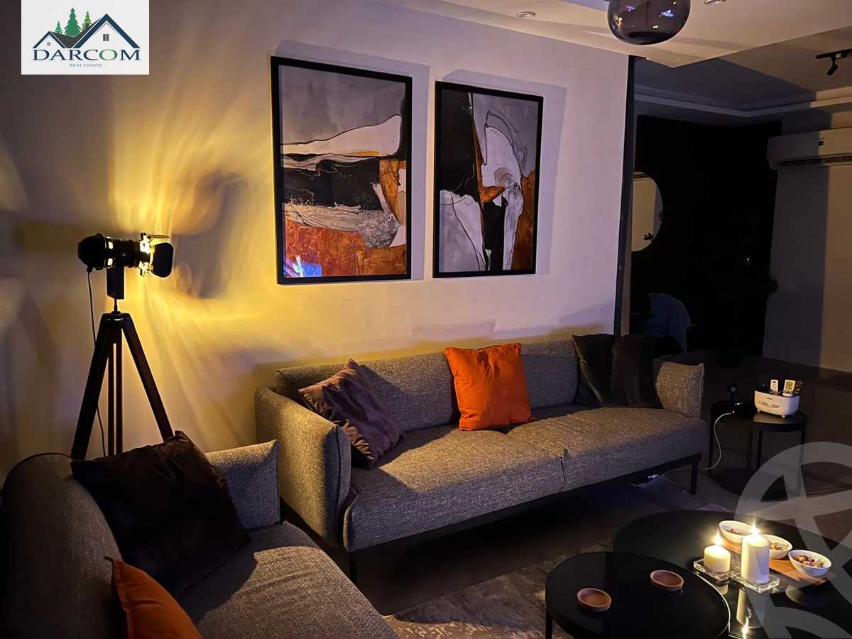 https://aqarmap.com.eg/en/listing/5896028-for-sale-cairo-new-cairo-compounds-mountain-view-hyde-park