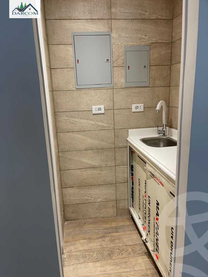 https://aqarmap.com.eg/en/listing/5896263-for-rent-cairo-new-cairo-compounds-hyde-park-business-district