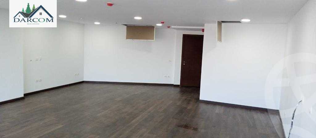 https://aqarmap.com.eg/ar/listing/5935688-for-sale-cairo-new-cairo-compounds-bwlrys-mwl
