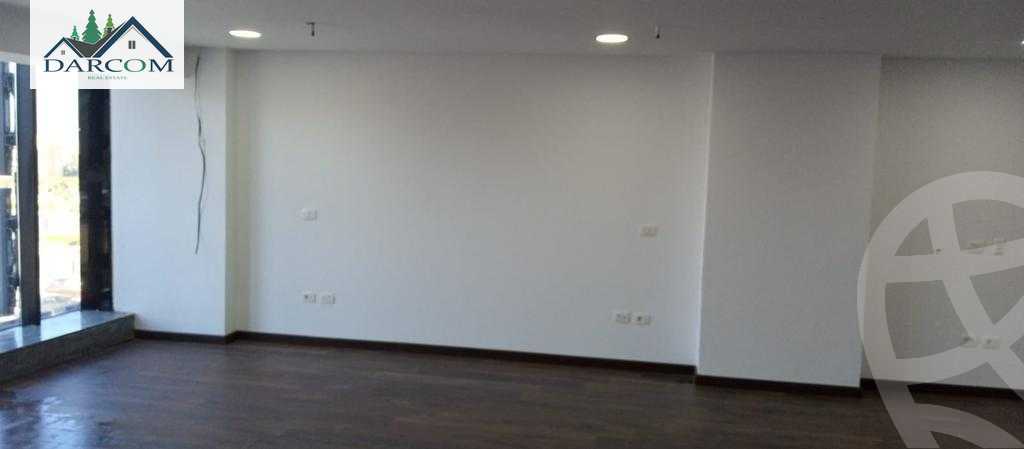 https://aqarmap.com.eg/ar/listing/5941589-for-sale-cairo-new-cairo-compounds-bwlrys-mwl