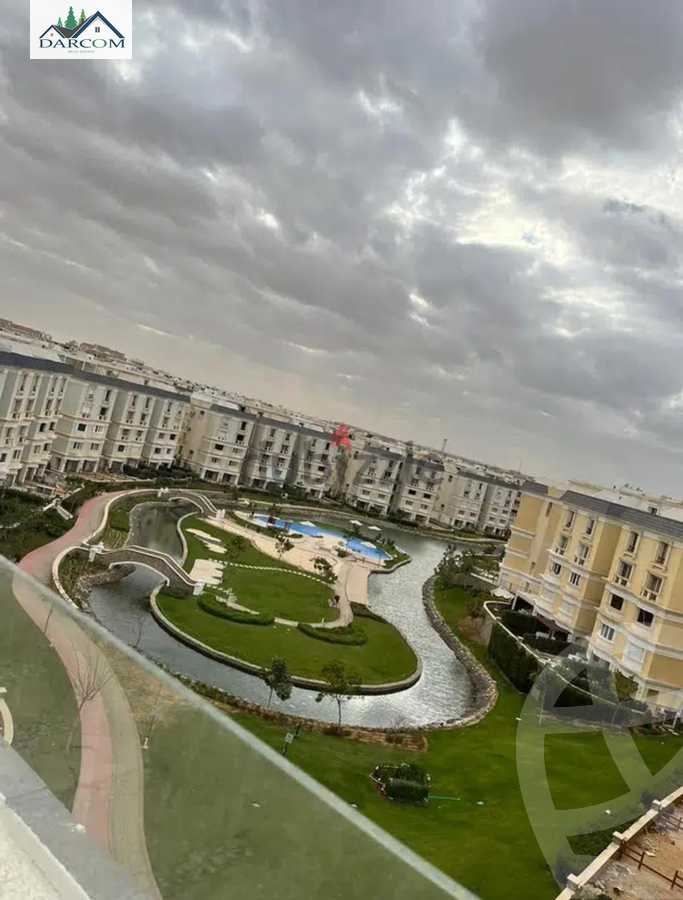 https://aqarmap.com.eg/en/listing/5949882-for-sale-cairo-new-cairo-compounds-mountain-view-hyde-park