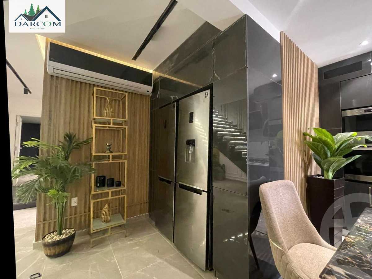https://aqarmap.com.eg/en/listing/5949882-for-sale-cairo-new-cairo-compounds-mountain-view-hyde-park
