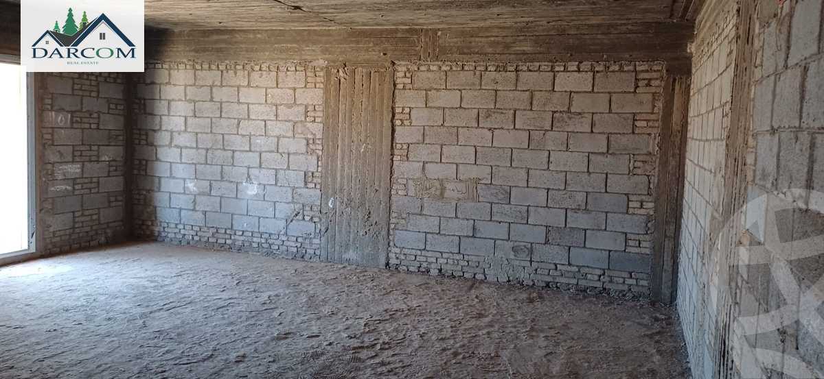 https://aqarmap.com.eg/en/listing/5949894-for-sale-cairo-new-cairo-compounds-mountain-view-hyde-park
