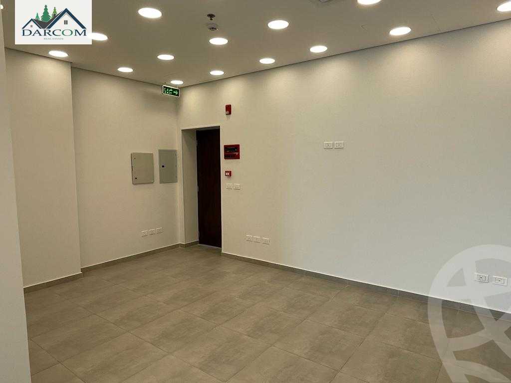 https://aqarmap.com.eg/en/listing/5950976-for-rent-cairo-new-cairo-compounds-jwr-kwmyrshyl-kwmblks-makeplace
