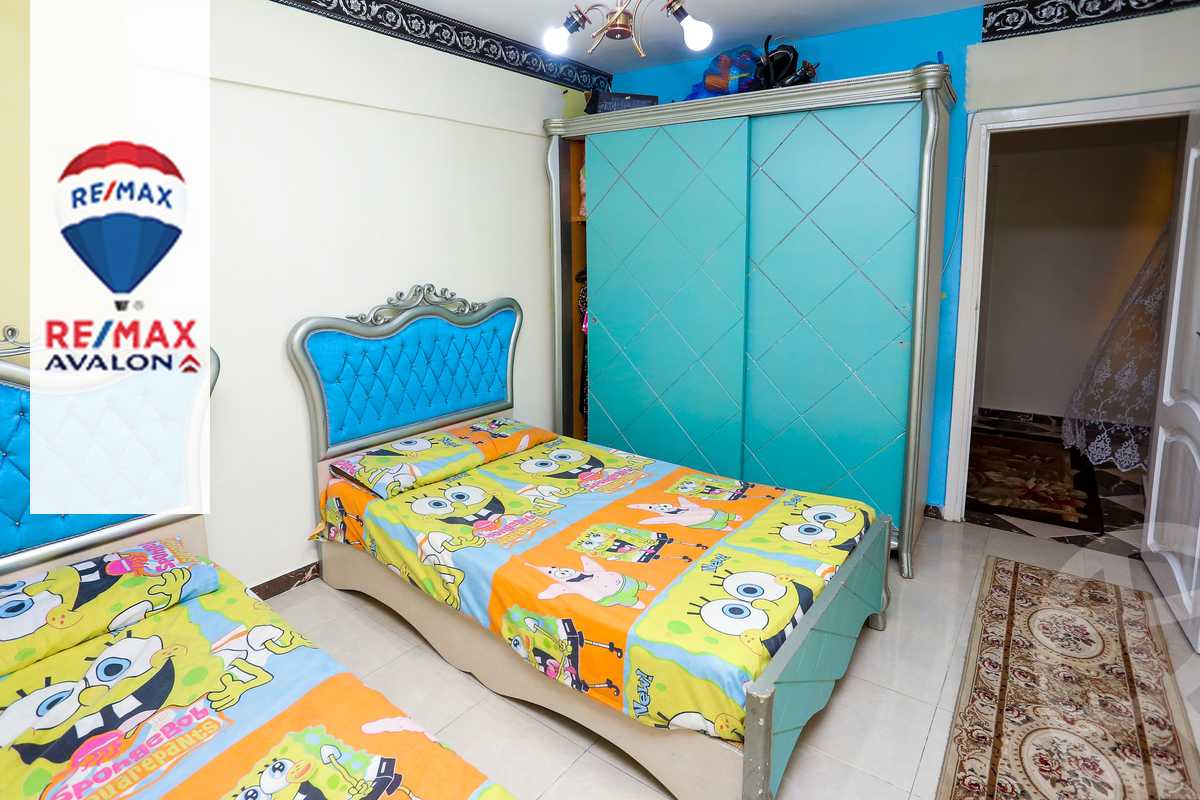 https://aqarmap.com.eg/ar/listing/2888870-for-sale-alexandria-moharram-bey-moharram-bek-st