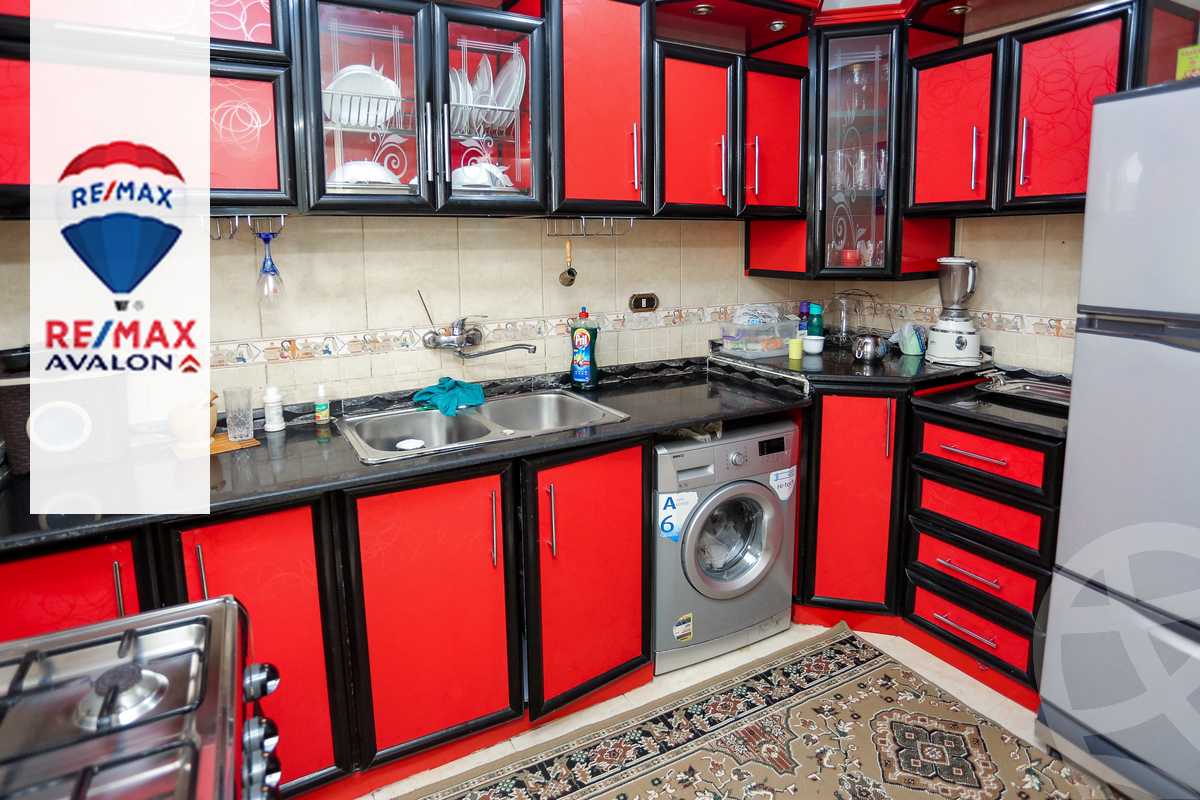 https://aqarmap.com.eg/ar/listing/2888870-for-sale-alexandria-moharram-bey-moharram-bek-st