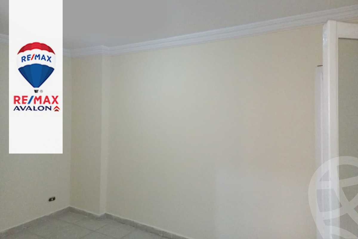 https://aqarmap.com.eg/ar/listing/3858268-for-rent-alexandria-sidi-gaber-el-mosheer-ahmed-isamil-st