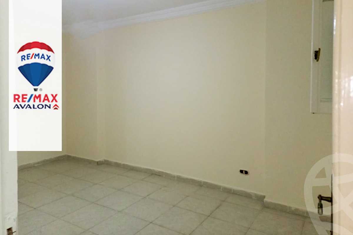 https://aqarmap.com.eg/ar/listing/3858268-for-rent-alexandria-sidi-gaber-el-mosheer-ahmed-isamil-st