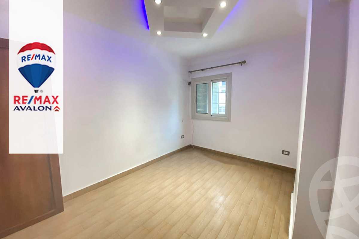 https://aqarmap.com.eg/ar/listing/4004182-for-rent-alexandria-roshdy-shr-hmd-shwqy