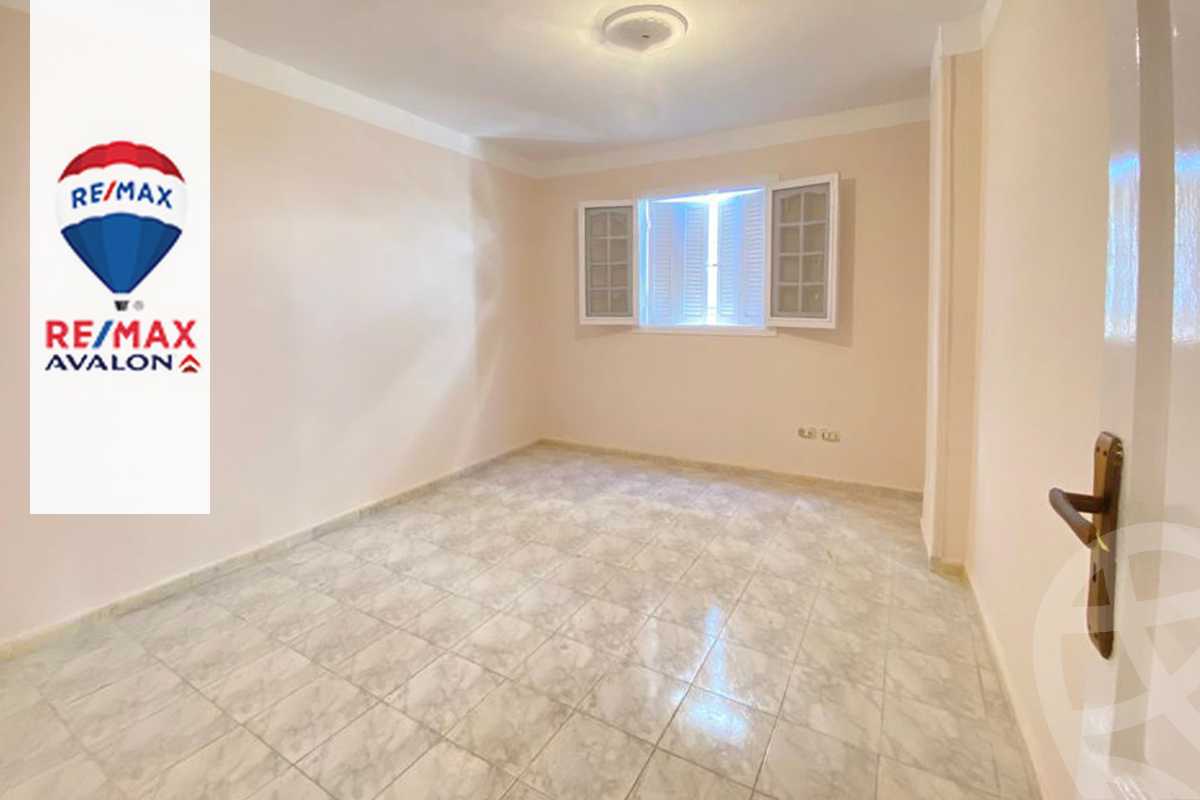 https://aqarmap.com.eg/en/listing/4028600-for-rent-alexandria-bolekly-abou-quer-st