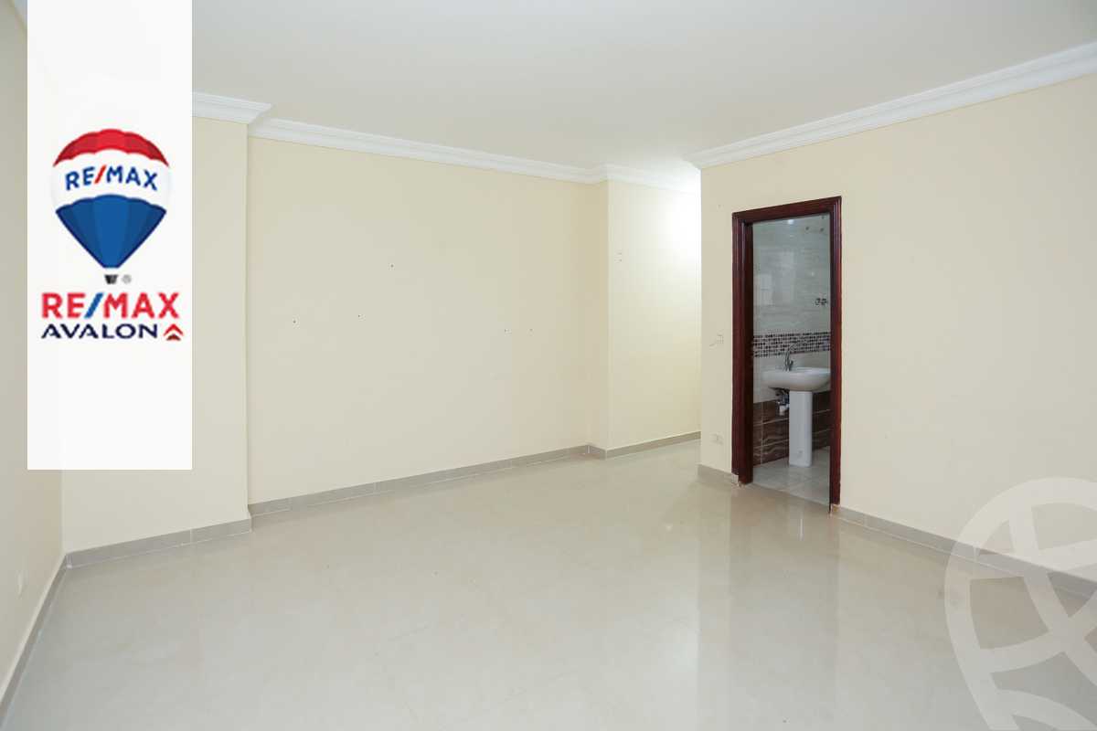 https://aqarmap.com.eg/en/listing/4076387-for-sale-alexandria-sporting-al-delta-st