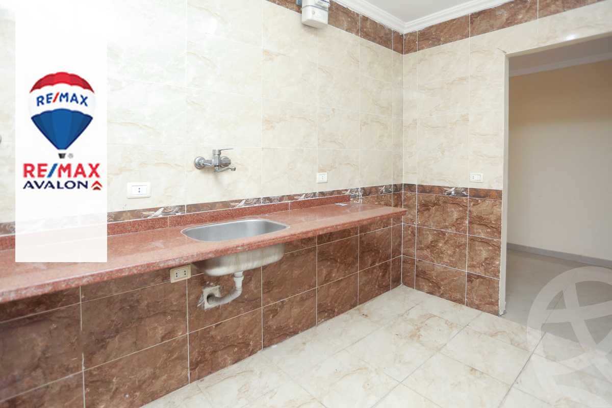 https://aqarmap.com.eg/en/listing/4076387-for-sale-alexandria-sporting-al-delta-st