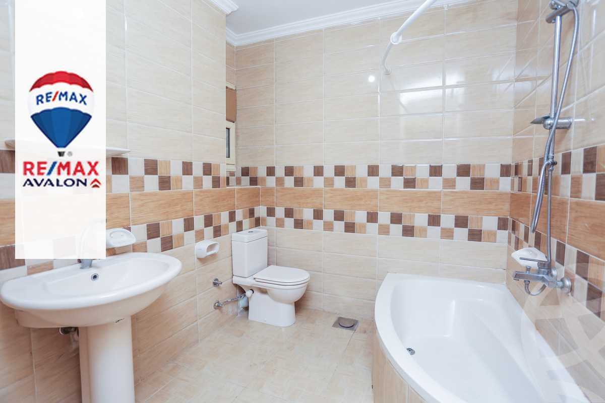 https://aqarmap.com.eg/en/listing/4076387-for-sale-alexandria-sporting-al-delta-st
