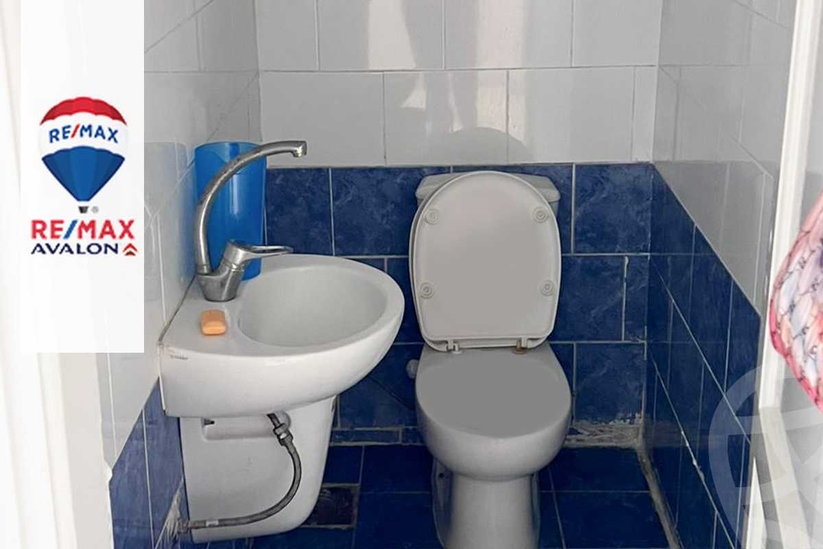 https://aqarmap.com.eg/ar/listing/4106971-for-sale-alexandria-el-montazah-compounds-royal-plaza-compound-al-halawany