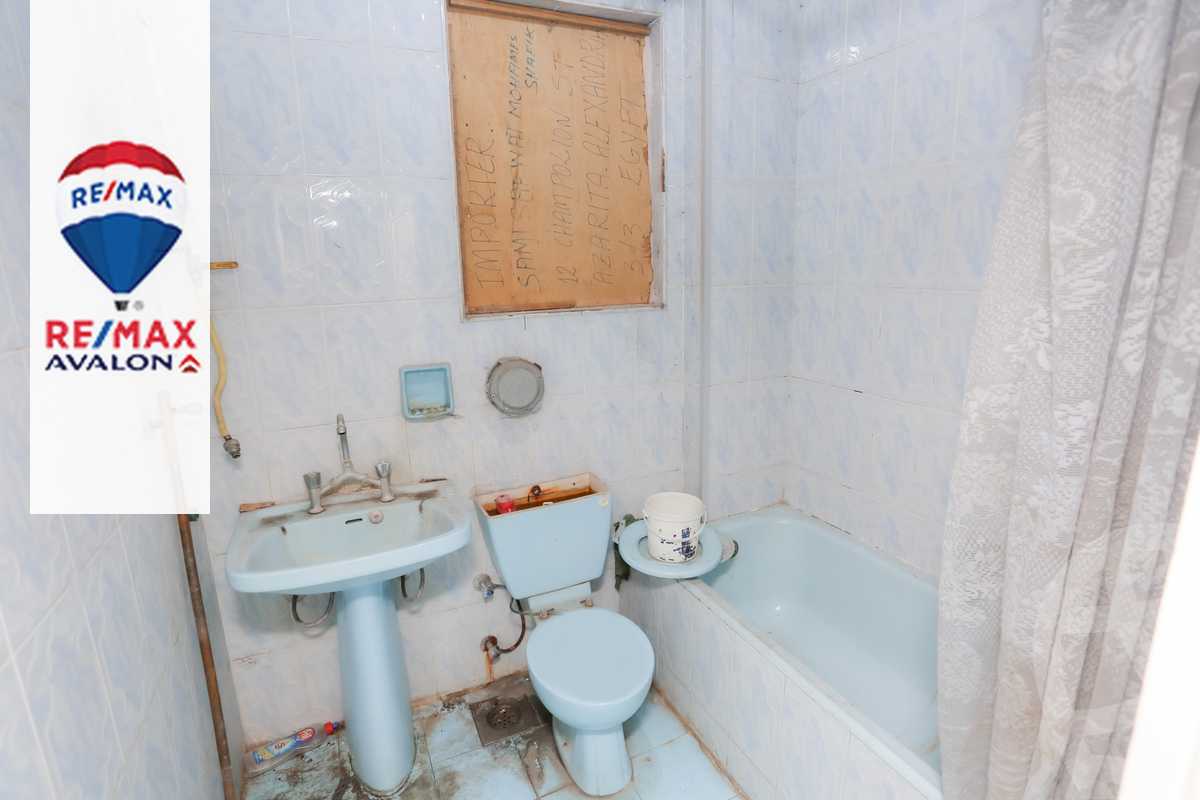 https://aqarmap.com.eg/en/listing/4206062-for-sale-alexandria-el-azarita-champollion-st