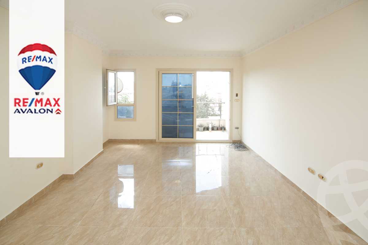 https://aqarmap.com.eg/en/listing/4250615-for-sale-alexandria-el-chatby-port-said-street