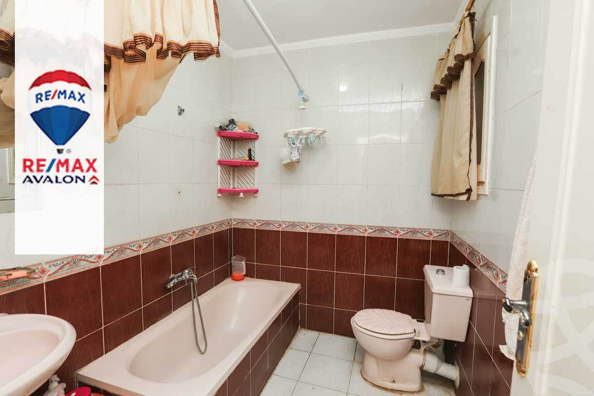 https://aqarmap.com.eg/ar/listing/4261432-for-sale-khalil-hamada-st