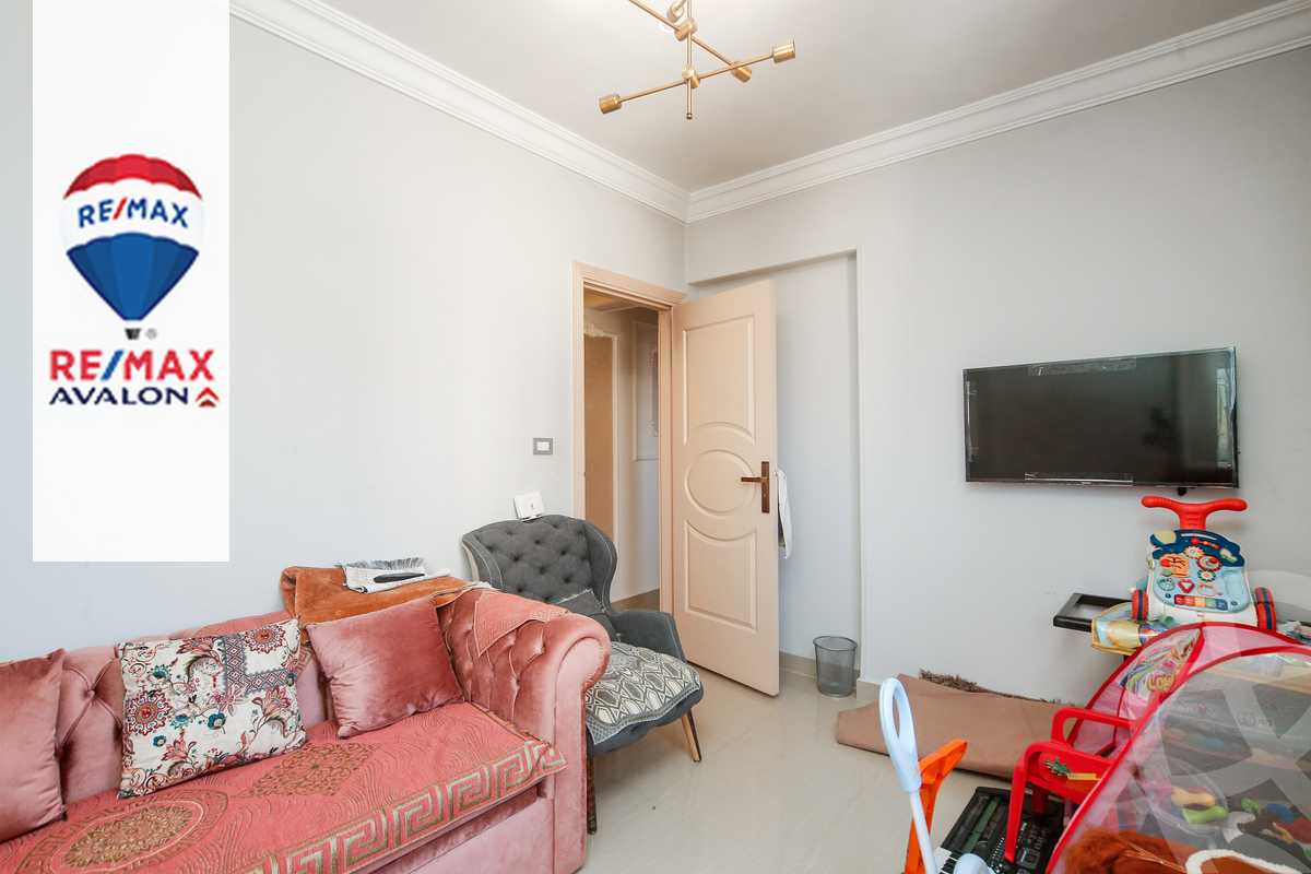 https://aqarmap.com.eg/en/listing/4292852-for-sale-alexandria-sn-styfnw-abd-el-salam-aref-st