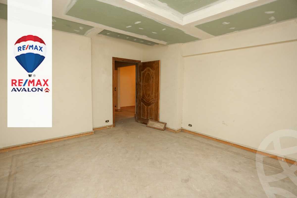 https://aqarmap.com.eg/en/listing/4298706-for-sale-alexandria-zezenia-malak-hefni-st