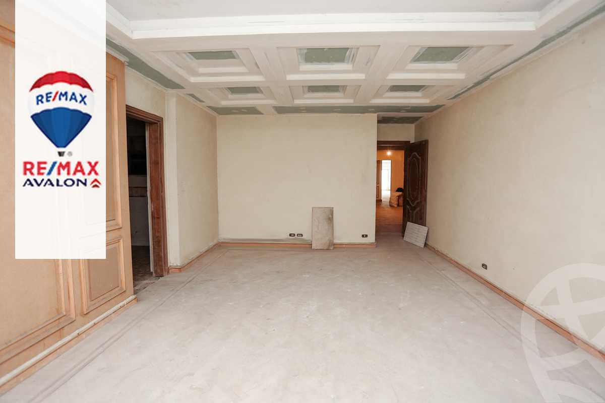 https://aqarmap.com.eg/en/listing/4298706-for-sale-alexandria-zezenia-malak-hefni-st
