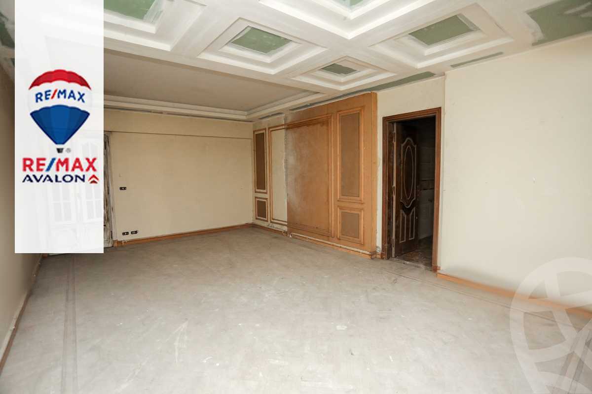 https://aqarmap.com.eg/en/listing/4298706-for-sale-alexandria-zezenia-malak-hefni-st