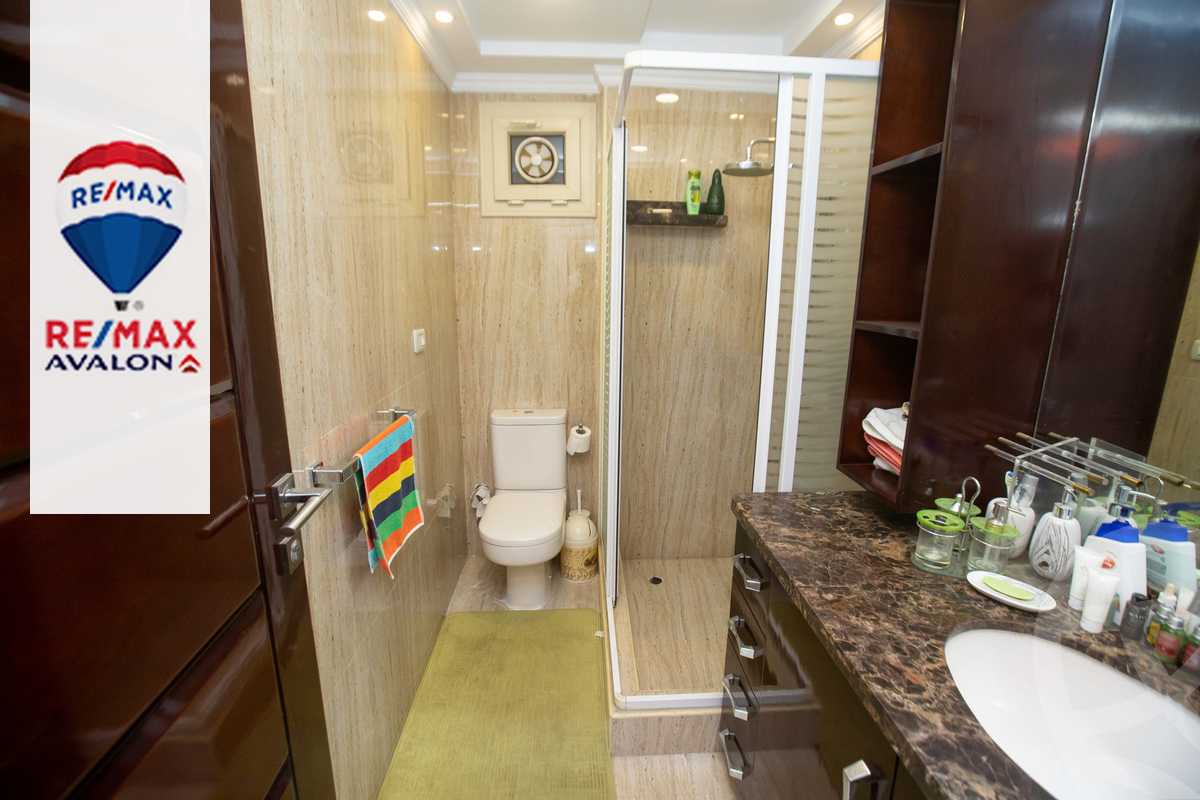 https://aqarmap.com.eg/en/listing/4317142-for-sale-alexandria-glim-mostafa-maher-st