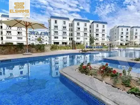 https://aqarmap.com.eg/en/listing/4826583-for-sale-cairo-new-cairo-compounds-mountain-view-hyde-park