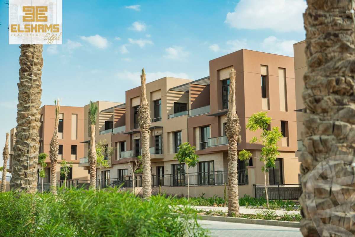 https://aqarmap.com.eg/en/listing/4936677-for-sale-cairo-new-cairo-compounds-district-5-town-homes-district-5