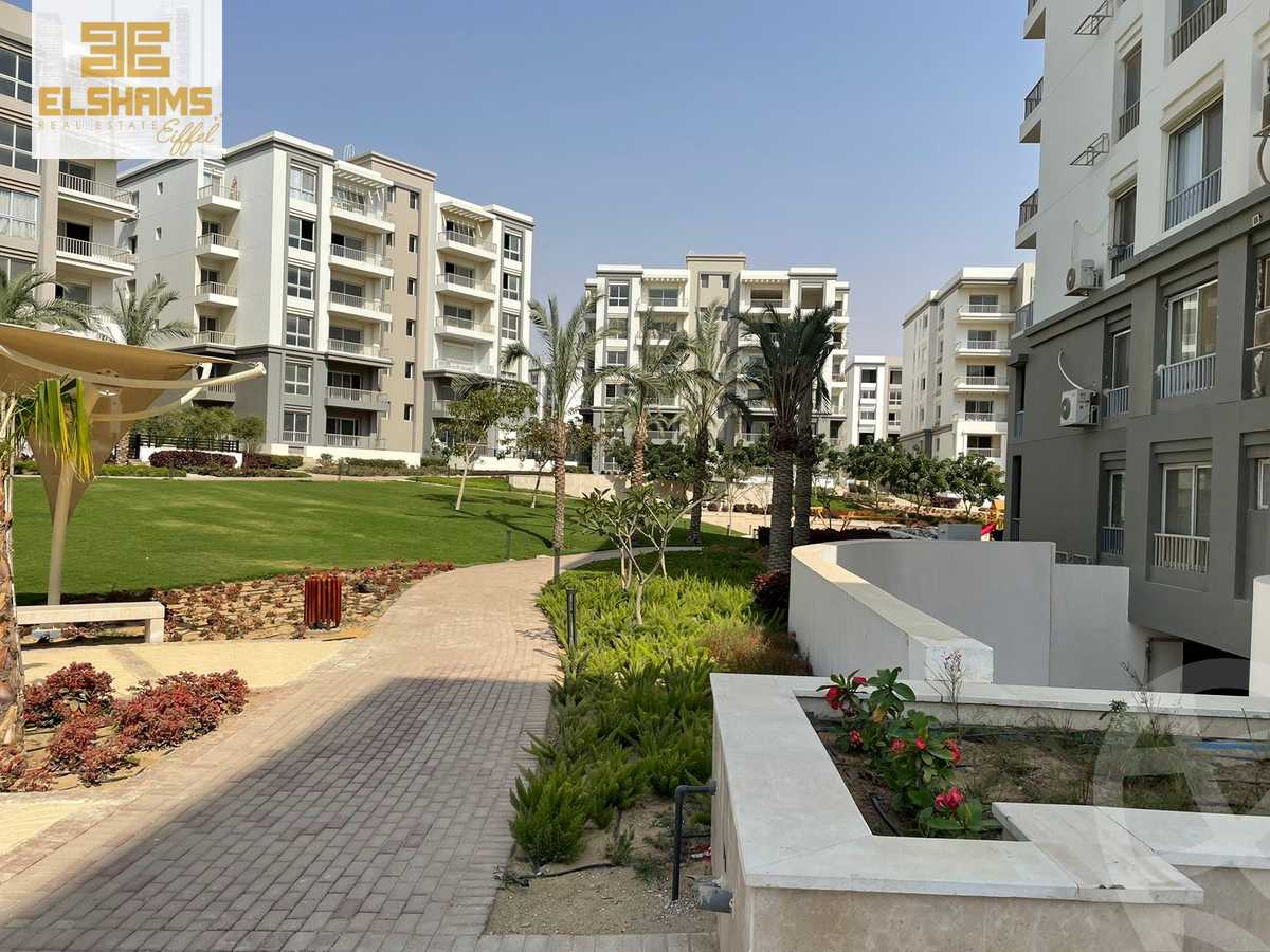 https://aqarmap.com.eg/en/listing/5329192-for-sale-cairo-new-cairo-compounds-hyde-park-park-corner-hyde-park