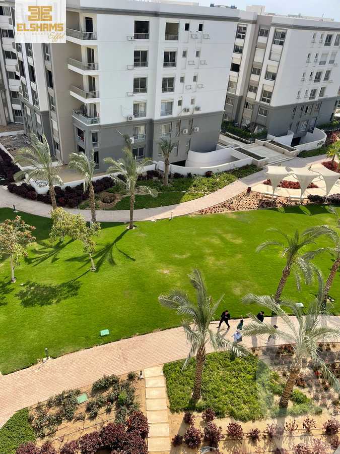 https://aqarmap.com.eg/en/listing/5329192-for-sale-cairo-new-cairo-compounds-hyde-park-park-corner-hyde-park