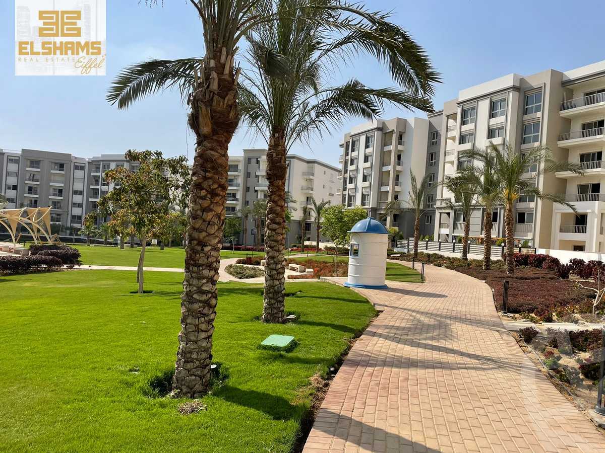 https://aqarmap.com.eg/en/listing/5329192-for-sale-cairo-new-cairo-compounds-hyde-park-park-corner-hyde-park