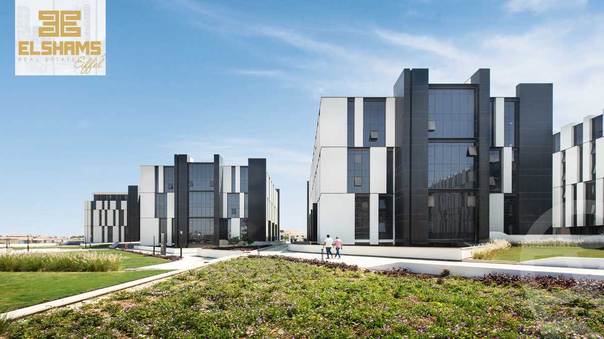 https://aqarmap.com.eg/en/listing/5214828-for-sale-cairo-new-cairo-compounds-hyde-park-business-district