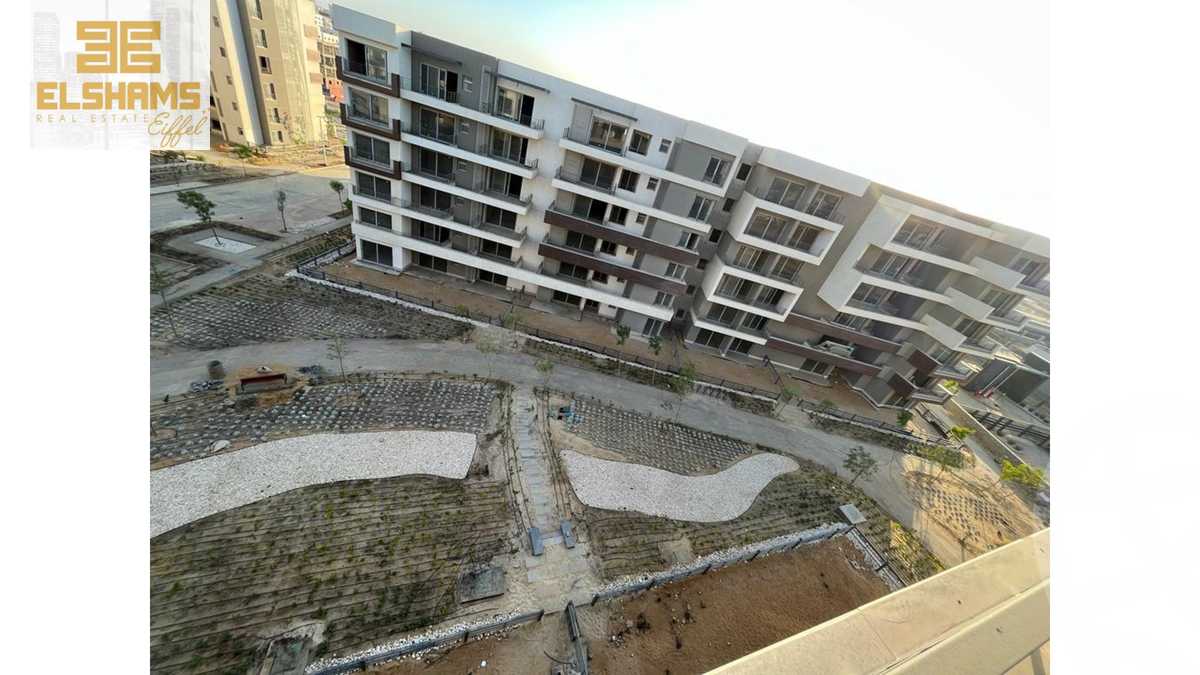 https://aqarmap.com.eg/en/listing/5277475-for-sale-cairo-new-cairo-compounds-blm-hylz-nyw-kyrw