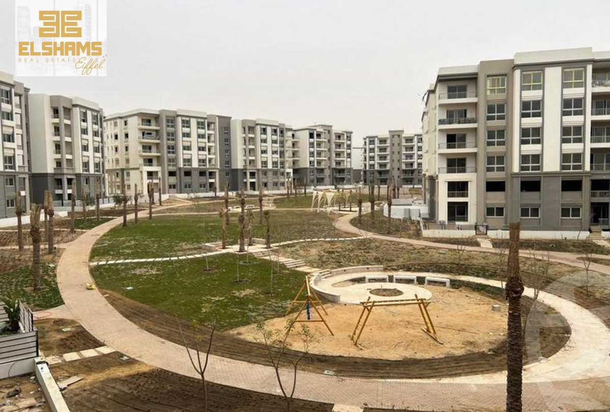 https://aqarmap.com.eg/en/listing/5360530-for-sale-cairo-new-cairo-compounds-hyde-park-greens-hyde-park-compound