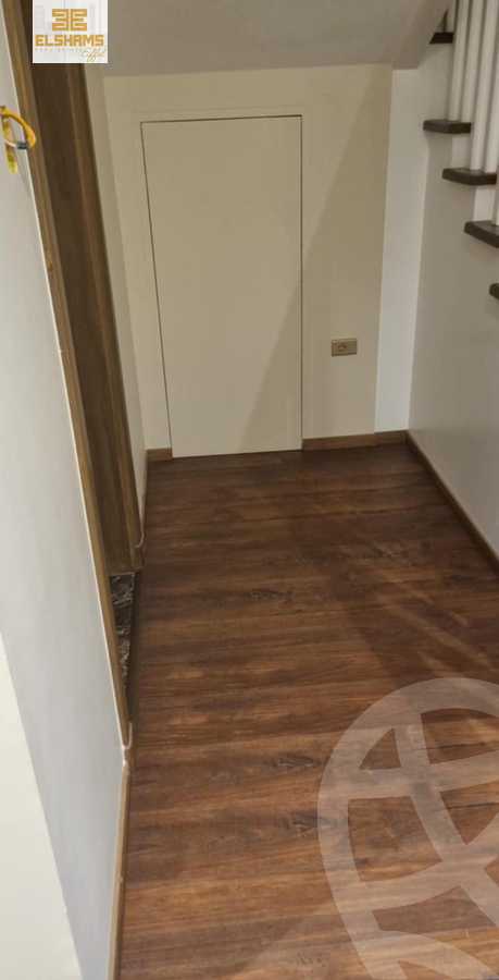https://aqarmap.com.eg/en/listing/5540894-for-sale-cairo-new-cairo-compounds-hyde-park-greens-hyde-park-compound
