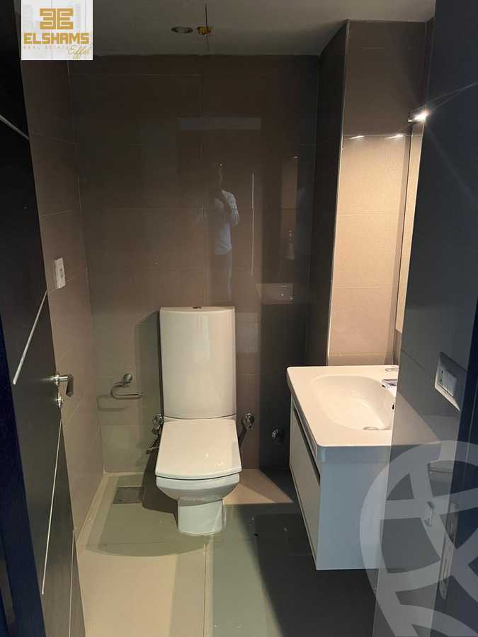https://aqarmap.com.eg/en/listing/5623050-for-sale-cairo-new-cairo-compounds-the-water-way