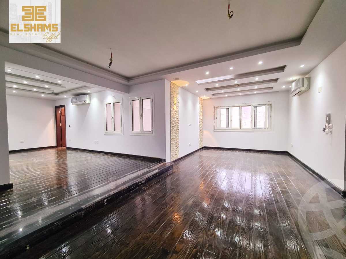 https://aqarmap.com.eg/ar/listing/5711478-for-rent-cairo-new-cairo-compounds-mountain-view-hyde-park