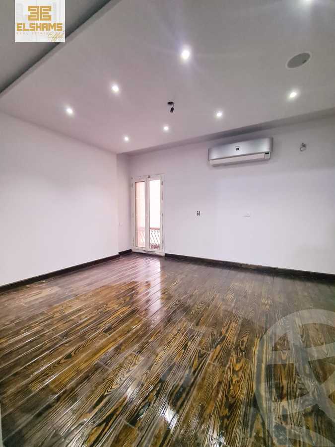 https://aqarmap.com.eg/ar/listing/5711478-for-rent-cairo-new-cairo-compounds-mountain-view-hyde-park