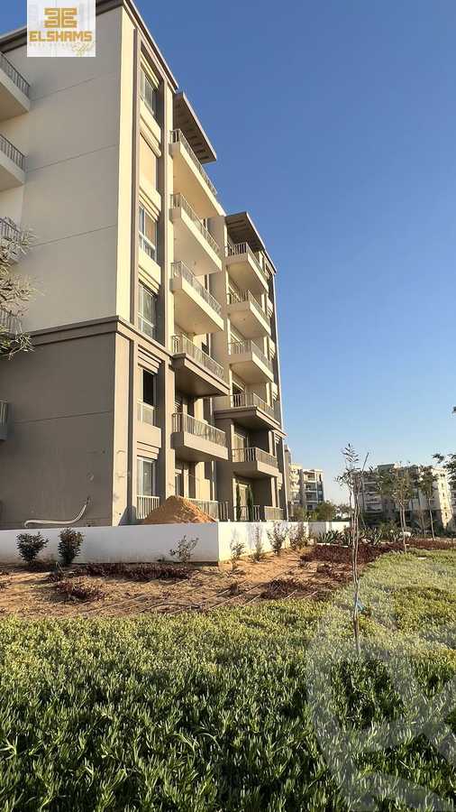 https://aqarmap.com.eg/en/listing/5863908-for-sale-cairo-new-cairo-compounds-hyde-park-park-corner-hyde-park