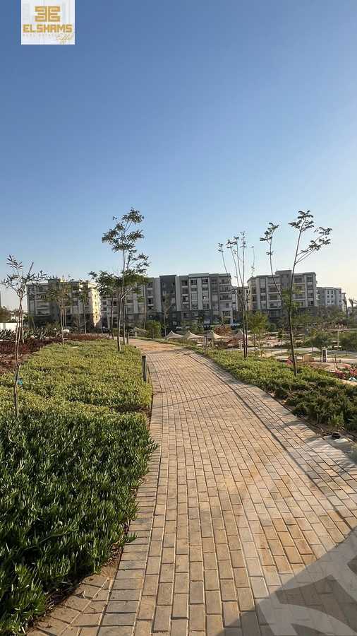 https://aqarmap.com.eg/en/listing/5863963-for-sale-cairo-new-cairo-compounds-hyde-park-park-corner-hyde-park