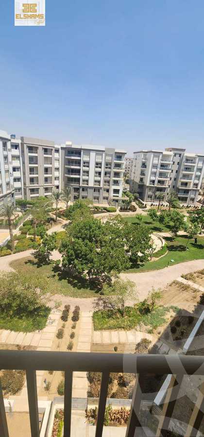 https://aqarmap.com.eg/en/listing/5863974-for-sale-cairo-new-cairo-compounds-hyde-park-park-corner-hyde-park