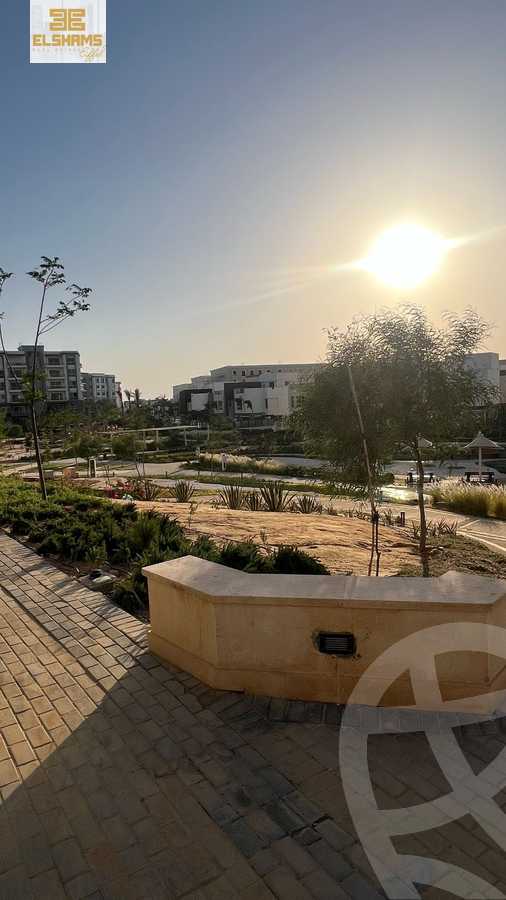 https://aqarmap.com.eg/en/listing/5863974-for-sale-cairo-new-cairo-compounds-hyde-park-park-corner-hyde-park